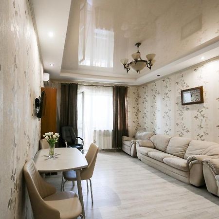 Апартаменти 2-Кімнатні В Новобудові М. Дружби Народів Kiev Exterior foto